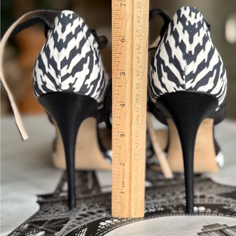 Zebra Print Stiletto Heels gorgeous unique pumps - Picture 5 of 13